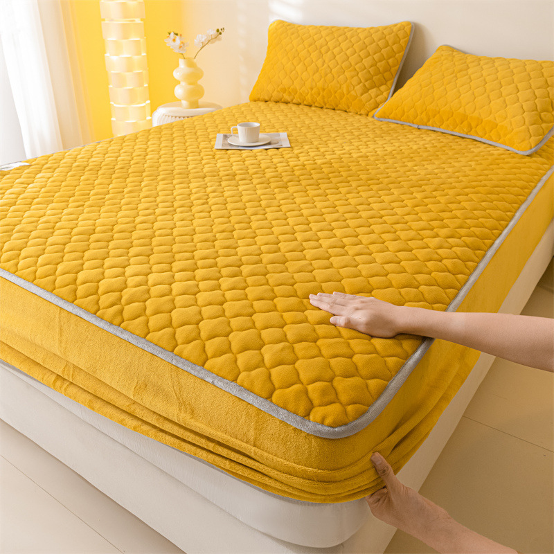 Milk fiber mattress pad with padding, plain