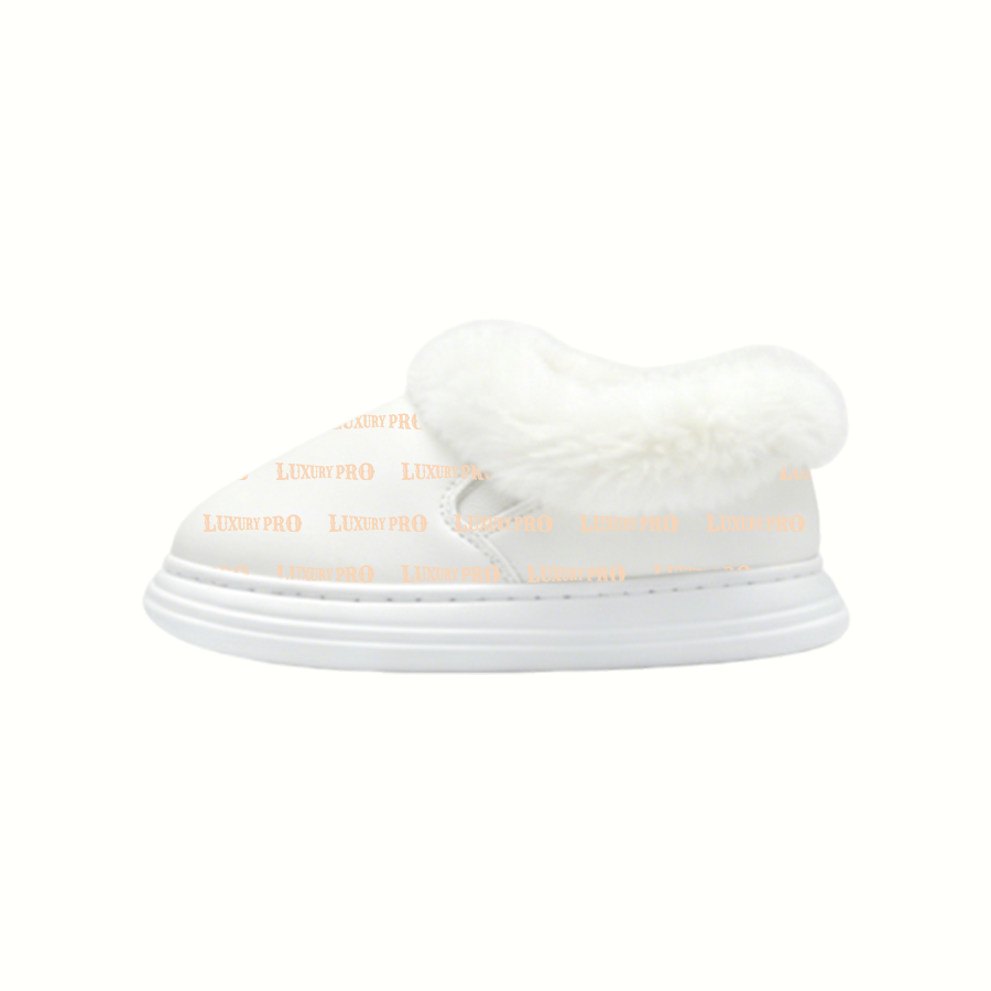 XZC26 Plush Slippers