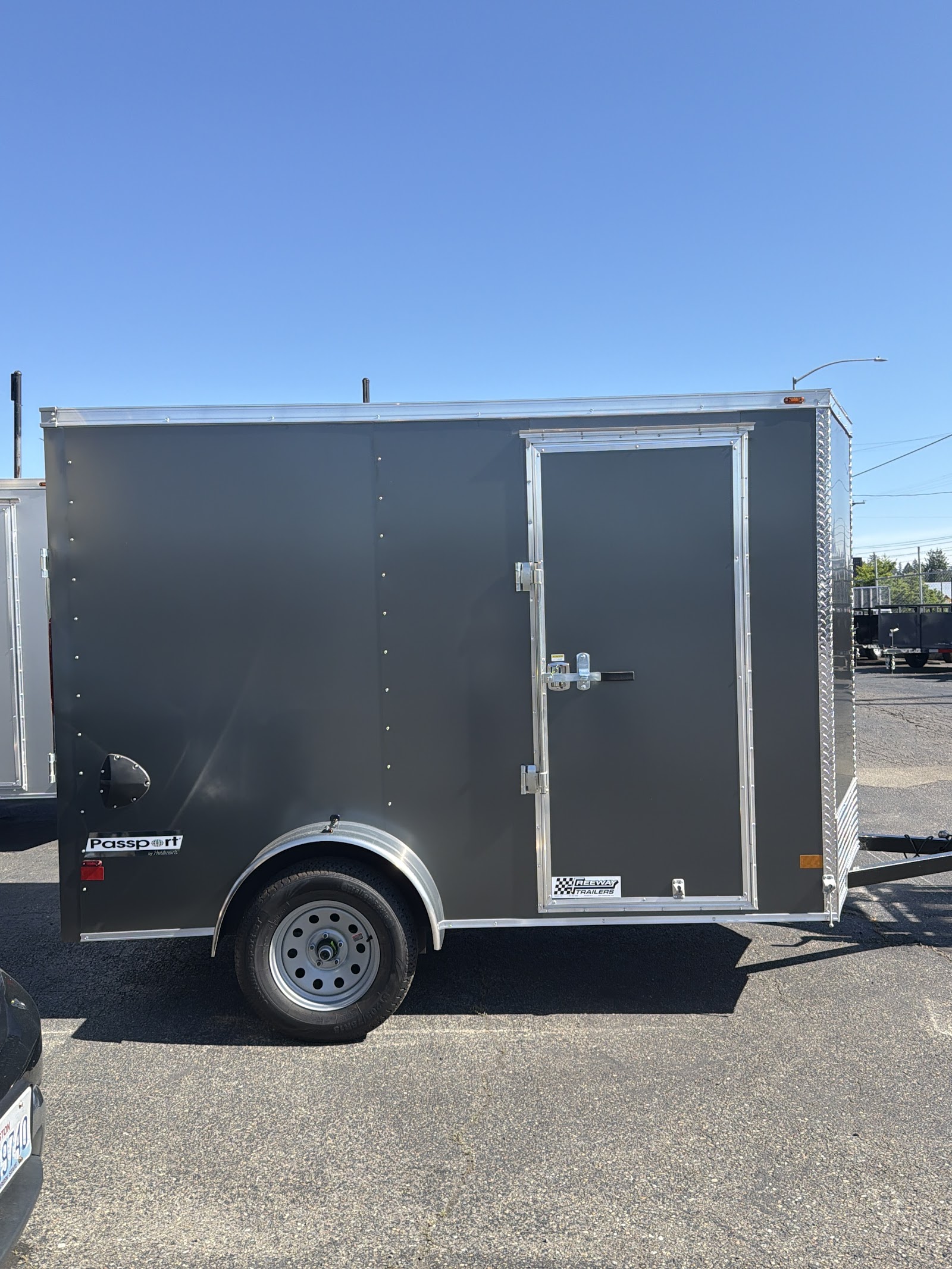 Passport Deluxe Enclosed Cargo