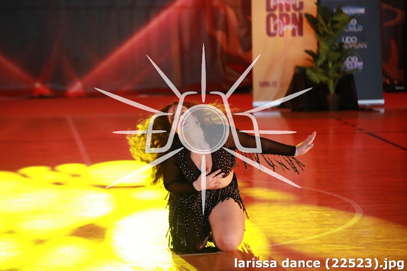 larissa dance (22523).jpg