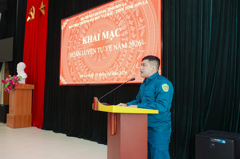 Ban chỉ huy quân sự Trường Đại học Tây Bắc -  Thuế tỉnh Sơn La khai mạc huấn luyện tự vệ năm 2026