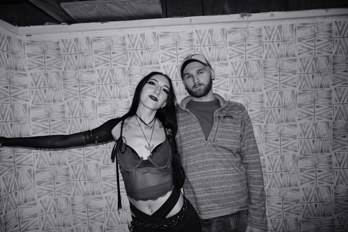 @tlau.photos_thelostandunfounds_2026-03-14_austin_last_night_noir_010