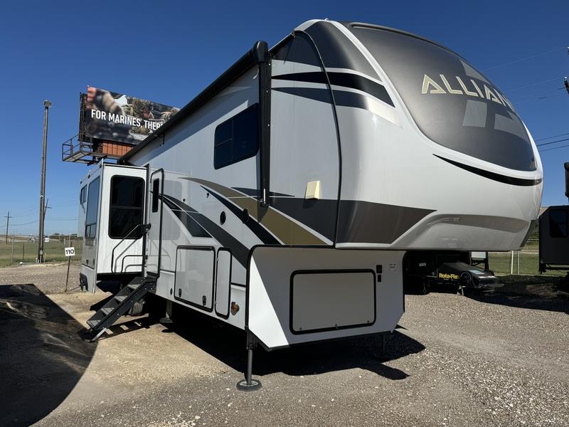 2021 Alliance RV Paradigm 365rd