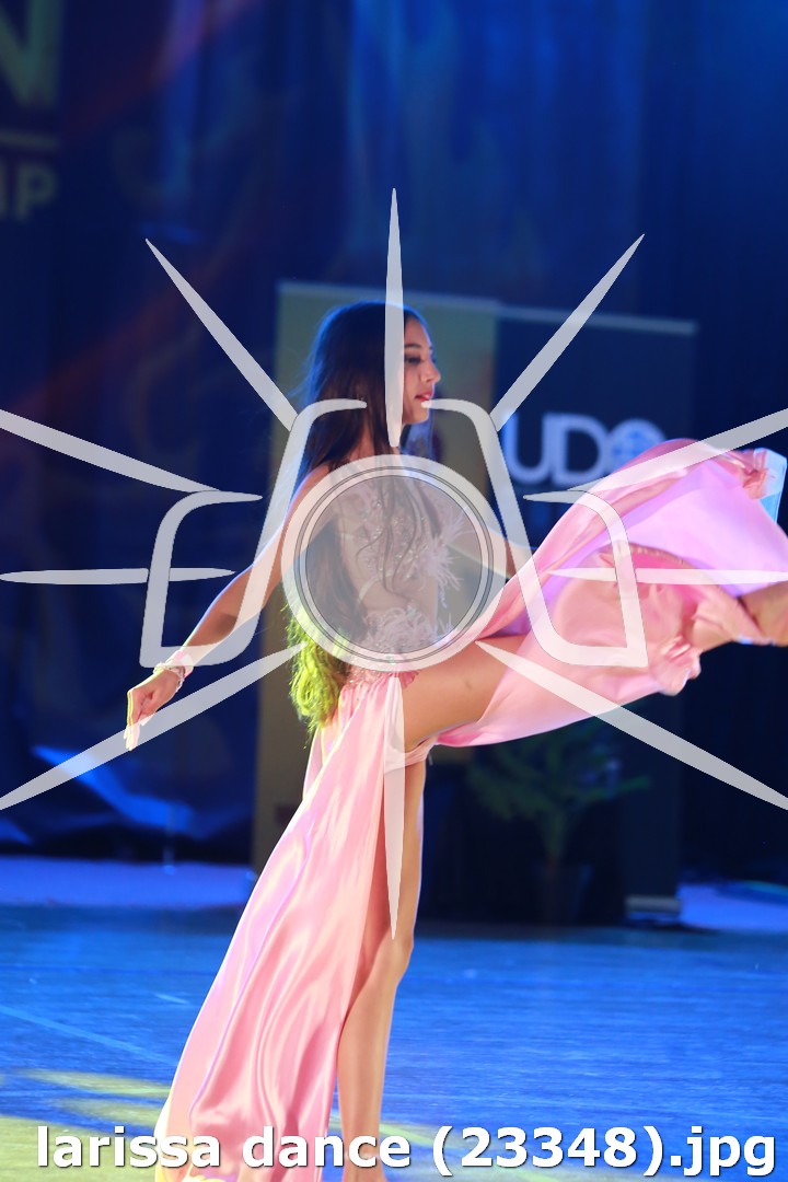 larissa dance (23348).jpg