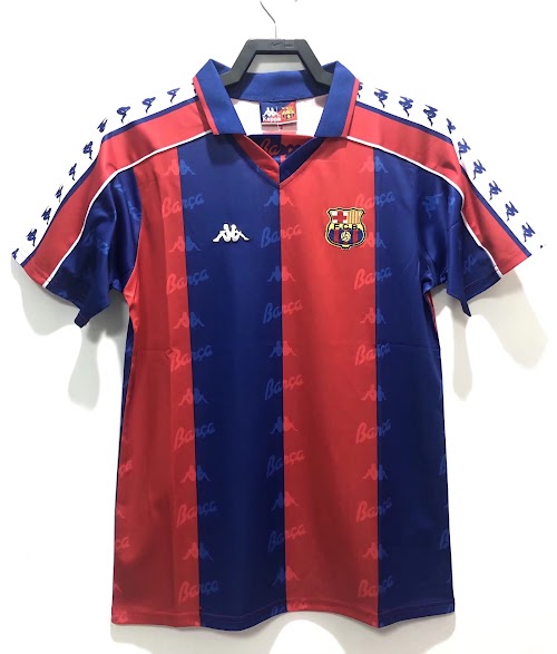 Camiseta local del Barcelona 92-95.jpeg