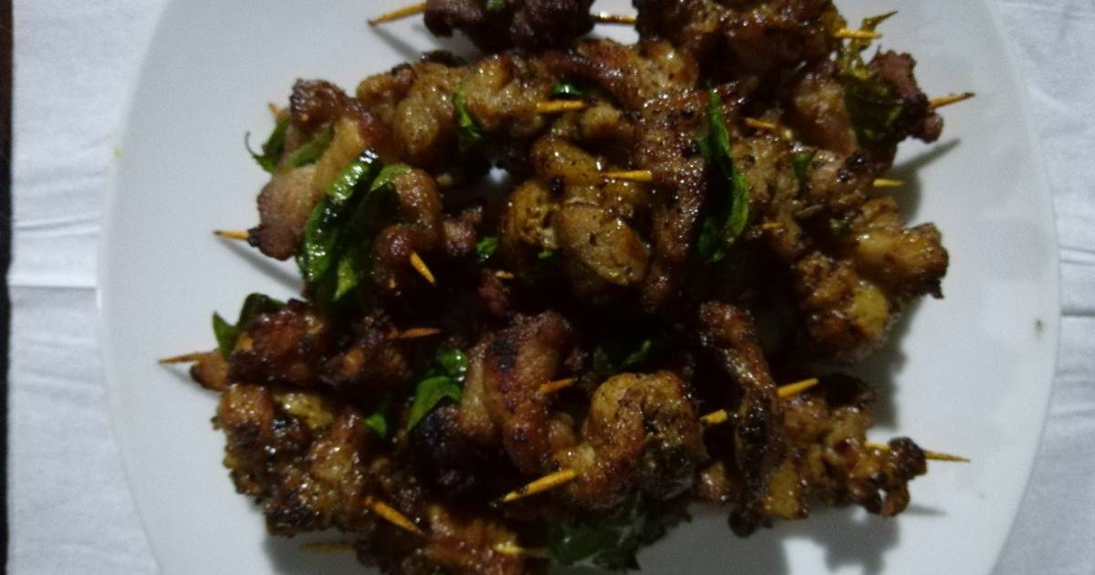 Gà chiên lá mắc mật