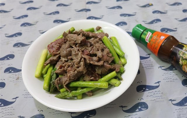 Măng Tây Xào Thịt Bò Xốt Nêm