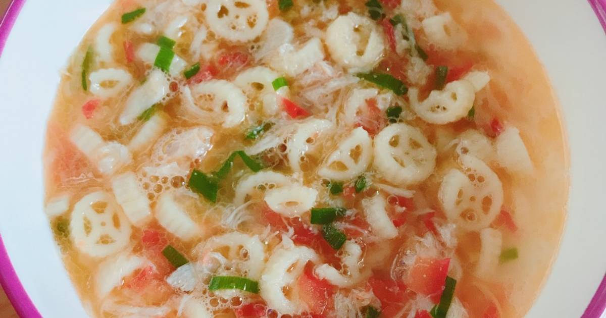 Soup nui nấu thịt cua rời và cà chua