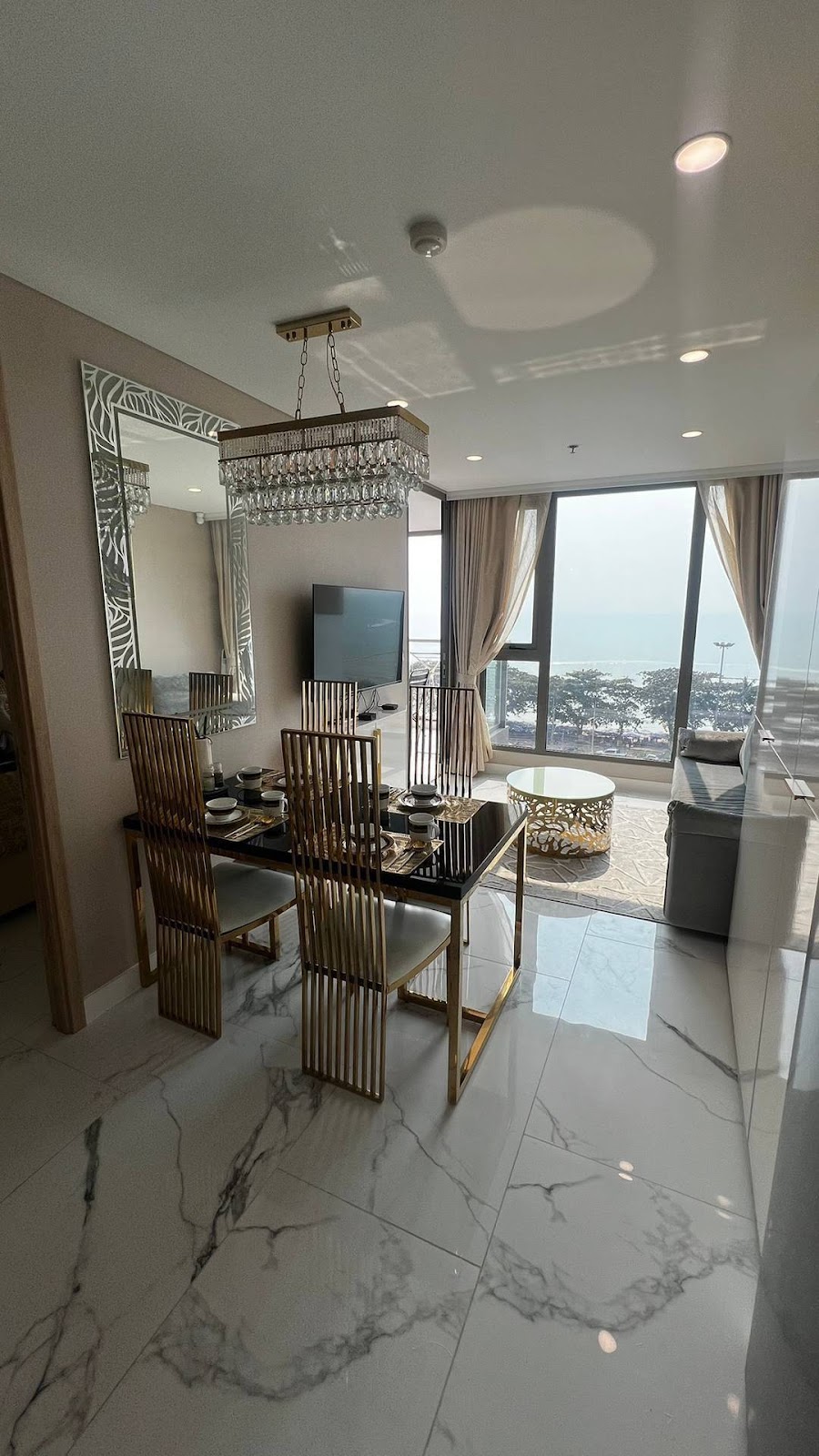 Espana Condo - 2 Bed, Floor 5