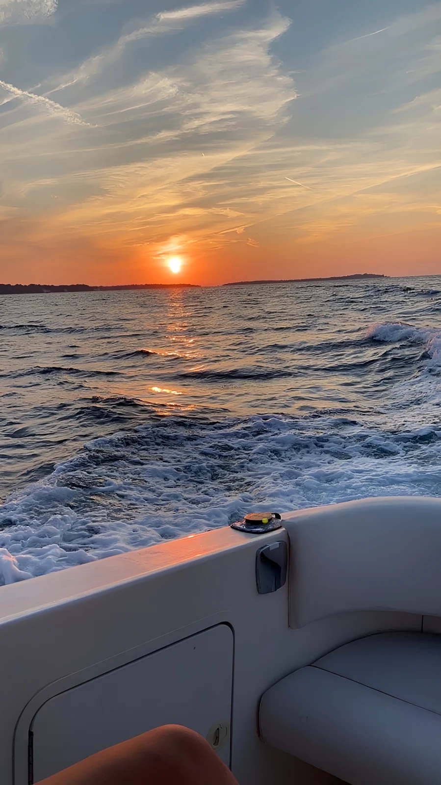 Golden Sunset Over Open Ocean - Landscape Photography Full HD iPhone Wallpaper (1286x2288)