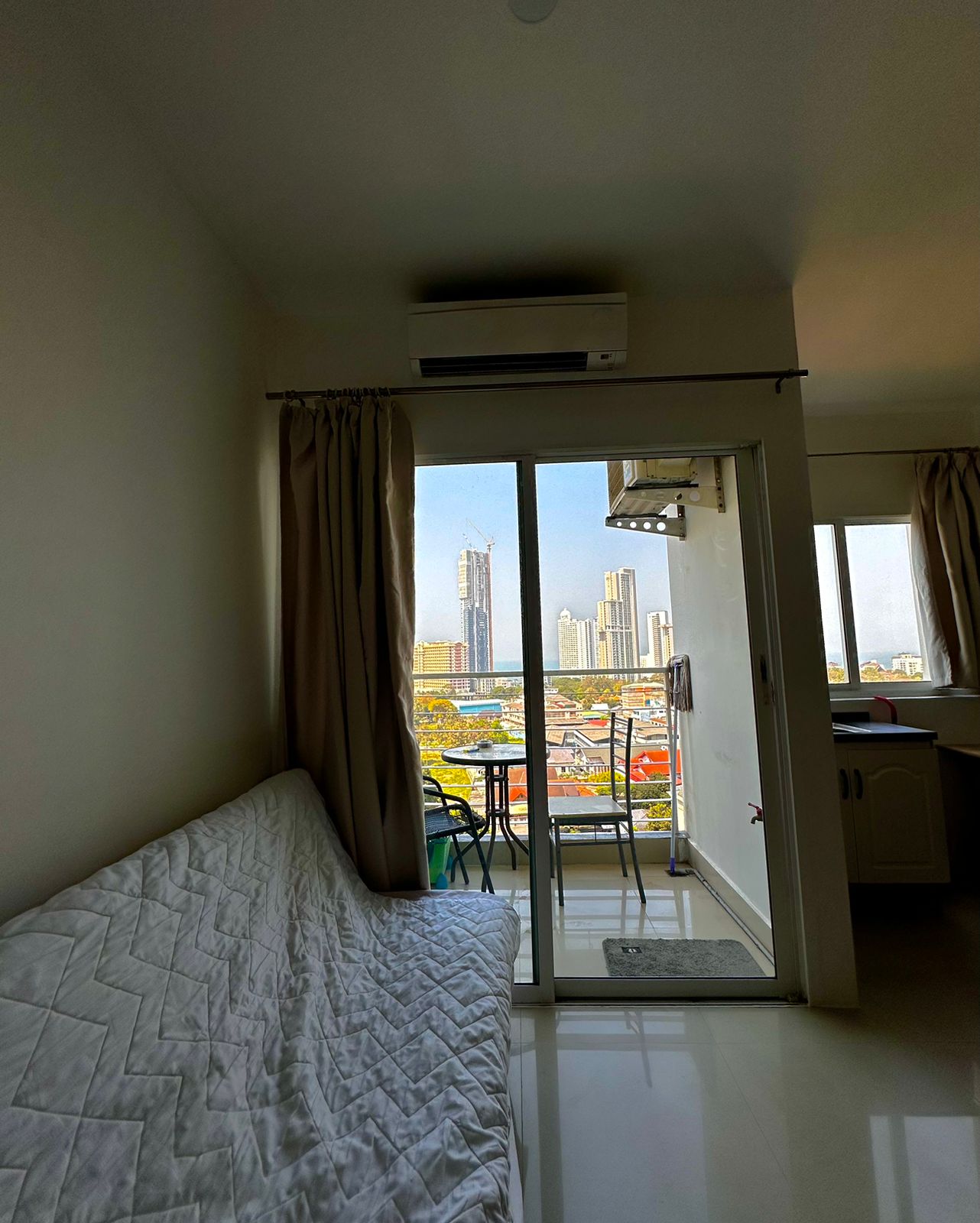 Atlantis Building C - 1 Bed, Floor 8 9