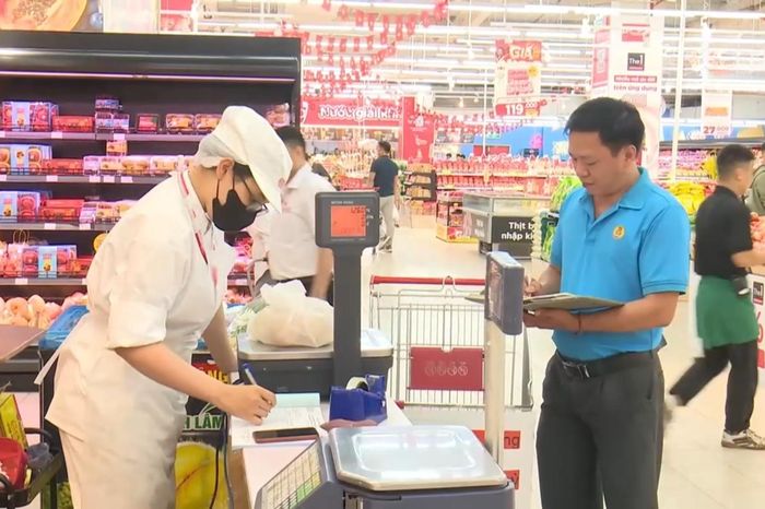 Những cán bộ công đoàn hết lòng vì người lao động - Đài Phát thanh và truyền hình Hà Nội