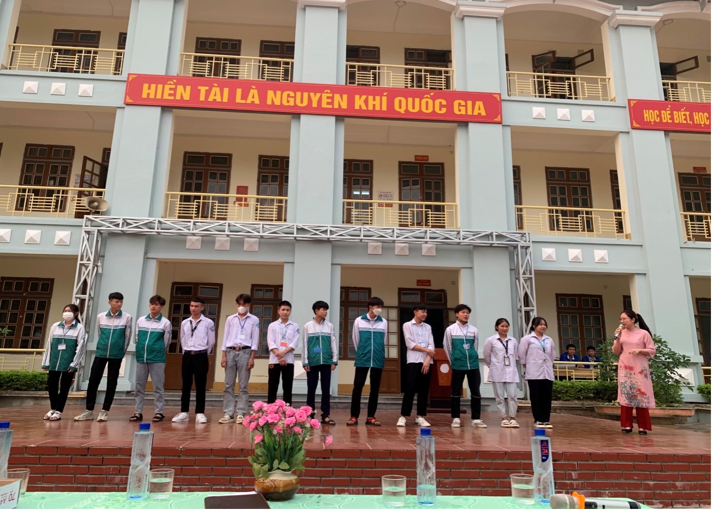 Trường Đại học Tây Bắc tổ chức Chương trình tư vấn định hướng nghề nghiệp cho học sinh một số trường THPT trên địa bàn tỉnh Sơn La