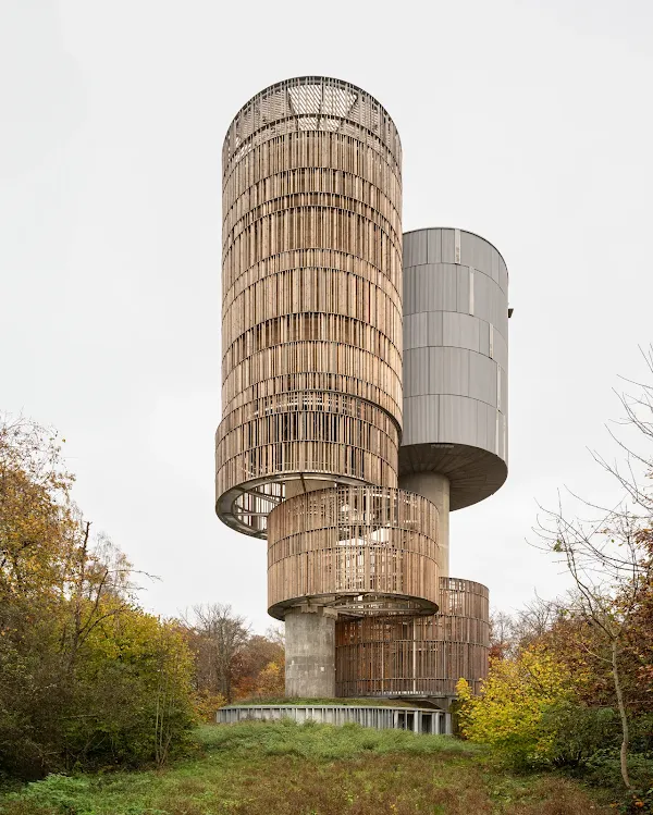Bird and Mammal Shelter and Water Reservoir