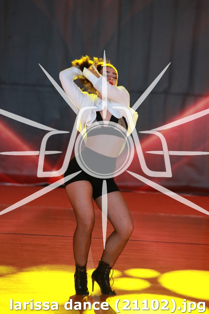 larissa dance (21102).jpg