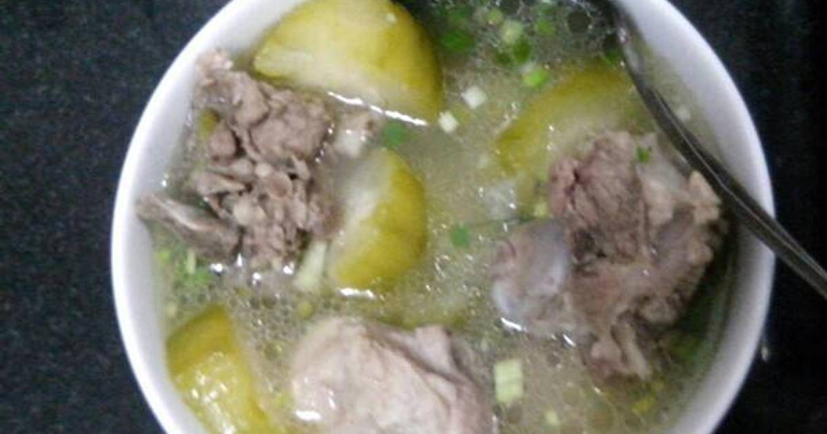 Canh bí hầm xương heo