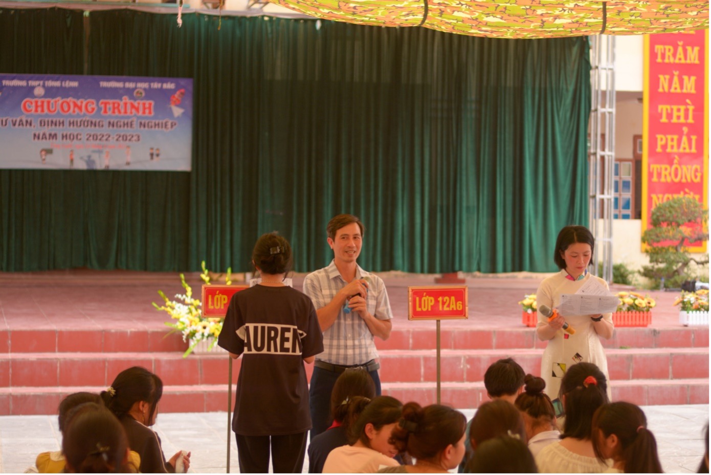 Trường Đại học Tây Bắc tổ chức Chương trình tư vấn định hướng nghề nghiệp cho học sinh một số trường THPT trên địa bàn tỉnh Sơn La
