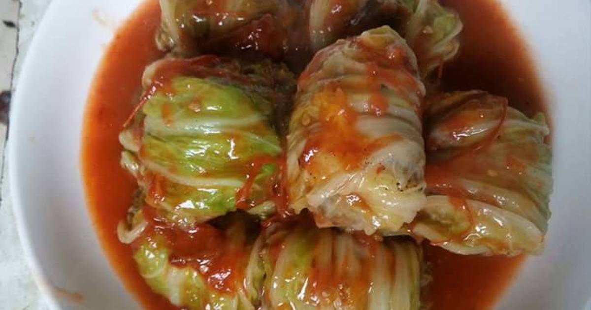 Cải thảo cuộn thịt sốt cà chua