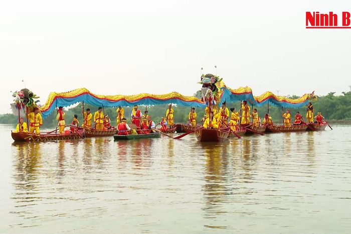 Sôi nổi các hoạt động tại Lễ hội Hoa Lư - Báo Ninh Bình