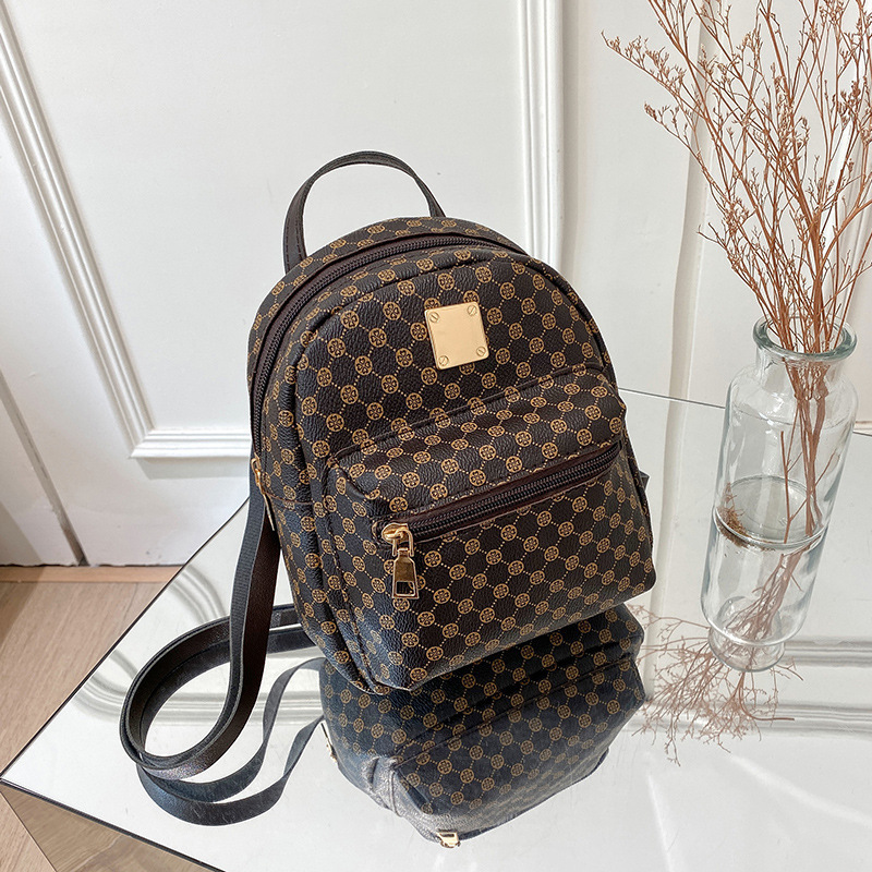 Women’s backpack, water-repellent, fresh design