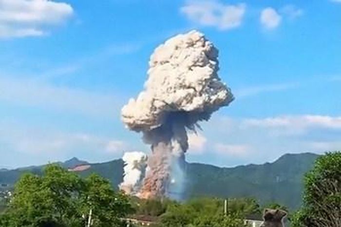 Vụ nổ nhà máy pháo hoa ở Trung Quốc, hơn 80 người thương vong - Báo Bảo Vệ Pháp Luật