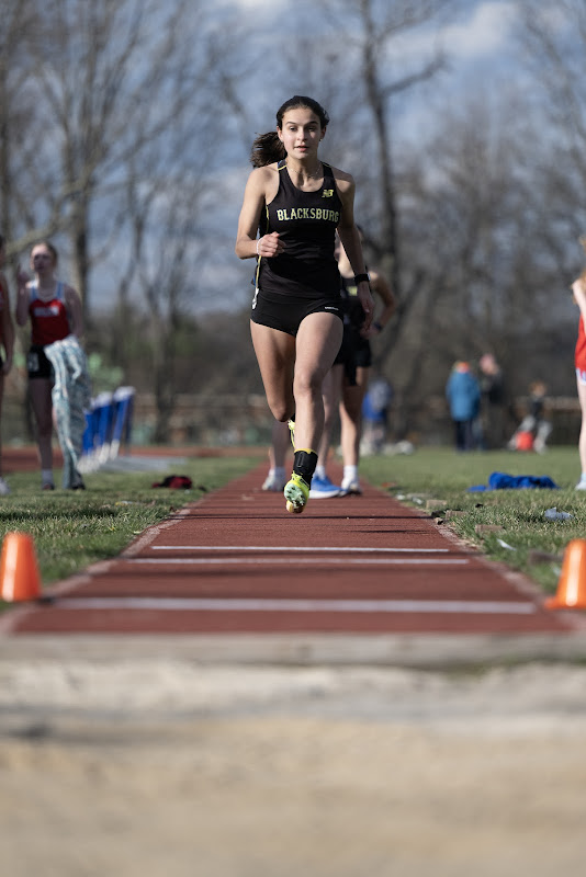 Photo from MS: Track & Field of Abby DeJesus