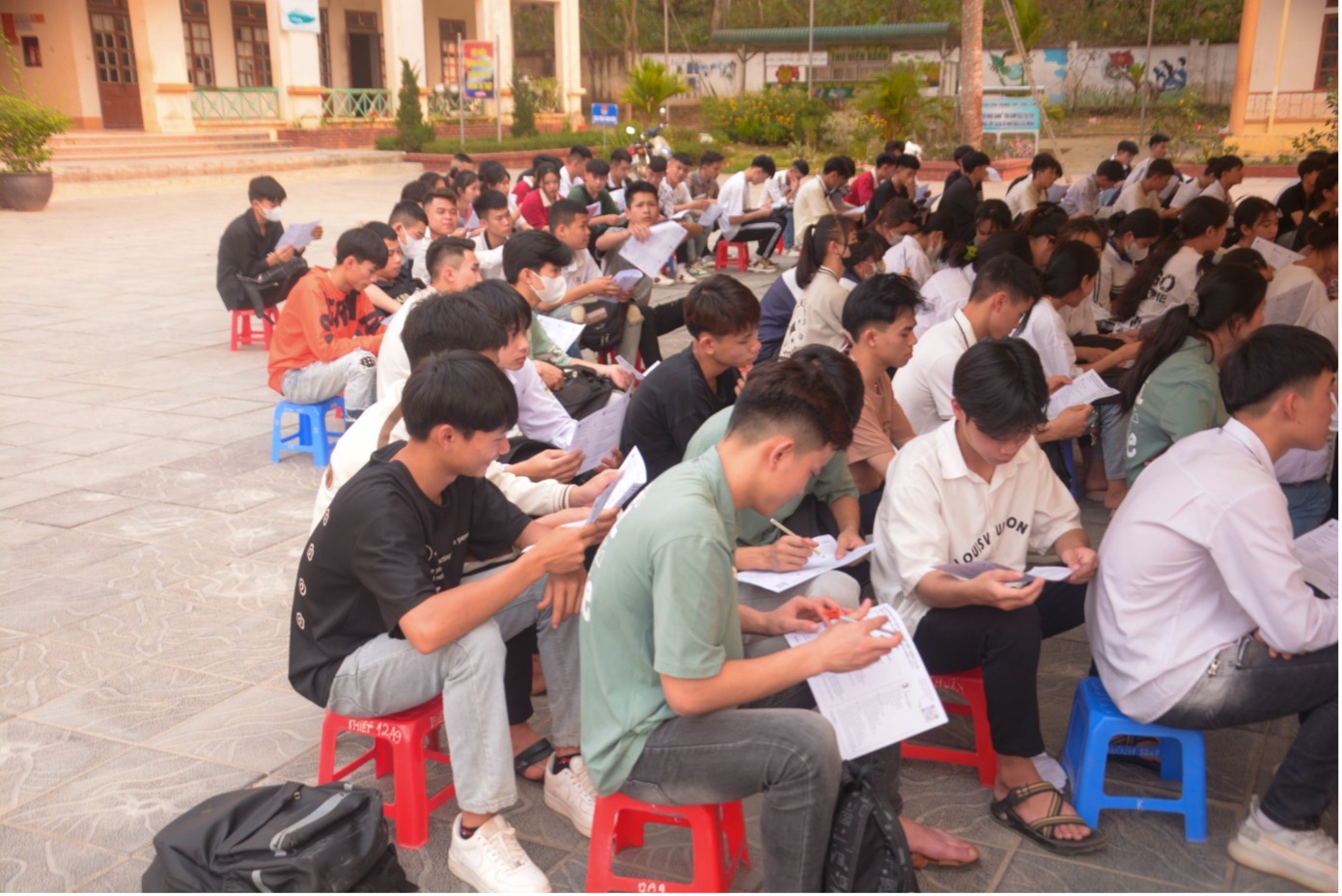 Trường Đại học Tây Bắc tổ chức Chương trình tư vấn định hướng nghề nghiệp cho học sinh một số trường THPT trên địa bàn tỉnh Sơn La
