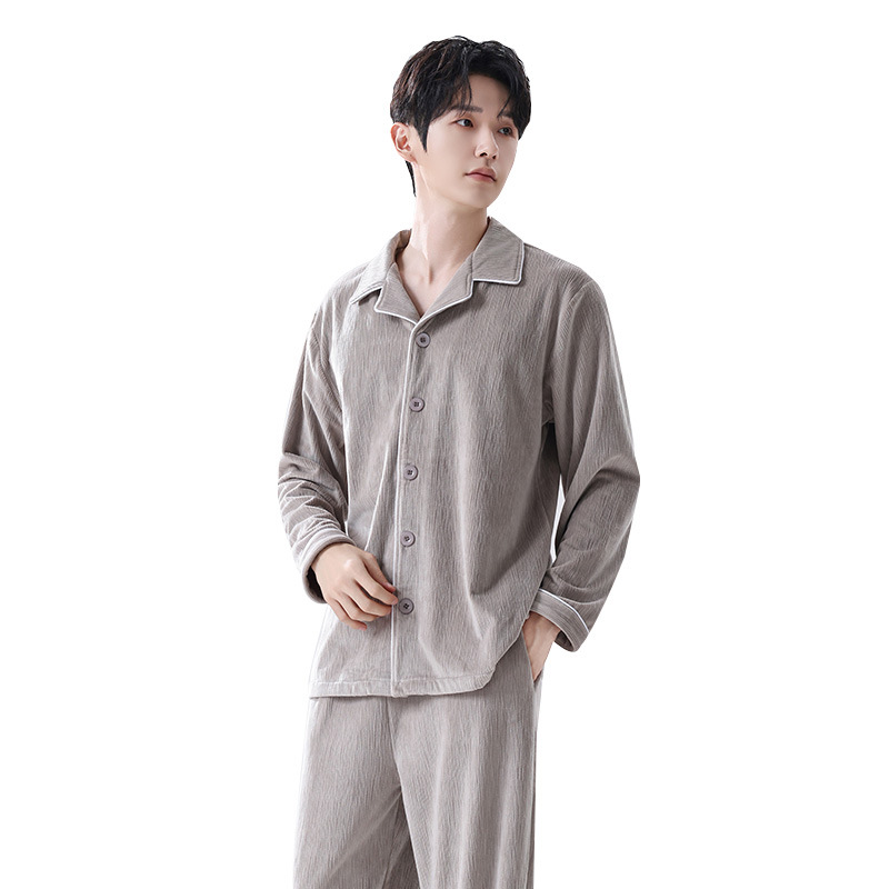 Warmer Herren-Schlafanzug aus Korallenfleece