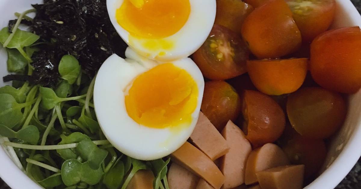 Salad rau mầm rong biển