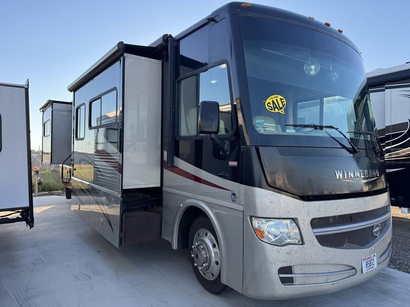 2014 Winnebago Sightseer 33C