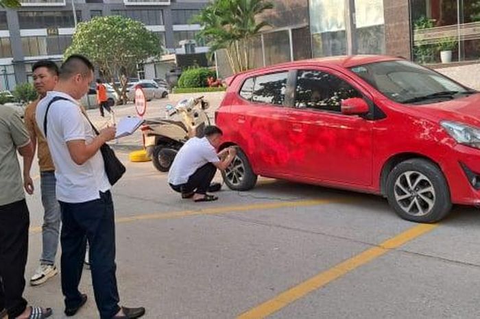 Xác minh, làm rõ vụ ô tô bị chọc thủng 3 lốp khi đỗ tại khu chung cư ở Hà Nội - Tạp chí Gia Đình Việt Nam