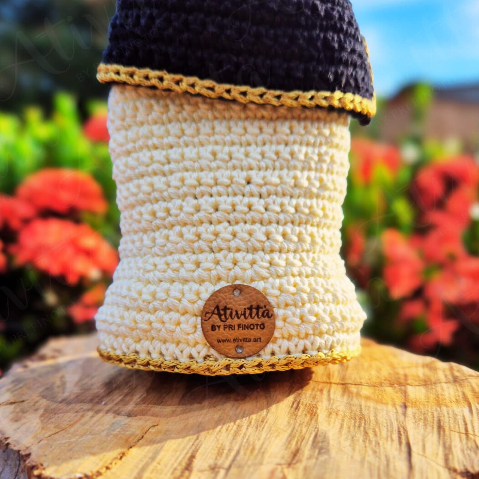 Santa Terezinha em Crochê