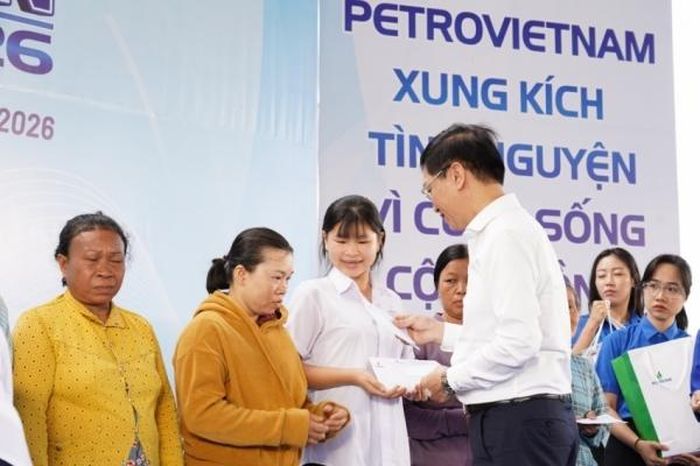 [VIDEO] Petrovietnam lan tỏa văn hóa nghĩa tình tại Tháng Nhân đạo 2026 - Tạp chí Petrotimes