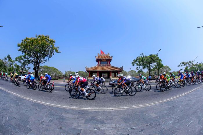 Bứt phá tại Huế, áo vàng Marchuk Dzianis đối mặt 'cửa ải' Hải Vân Quan - Báo Pháp Luật TP.HCM