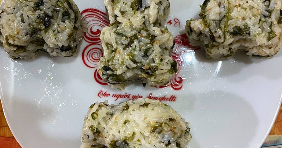 Cơm chộn rong biển nhân cá ngừ