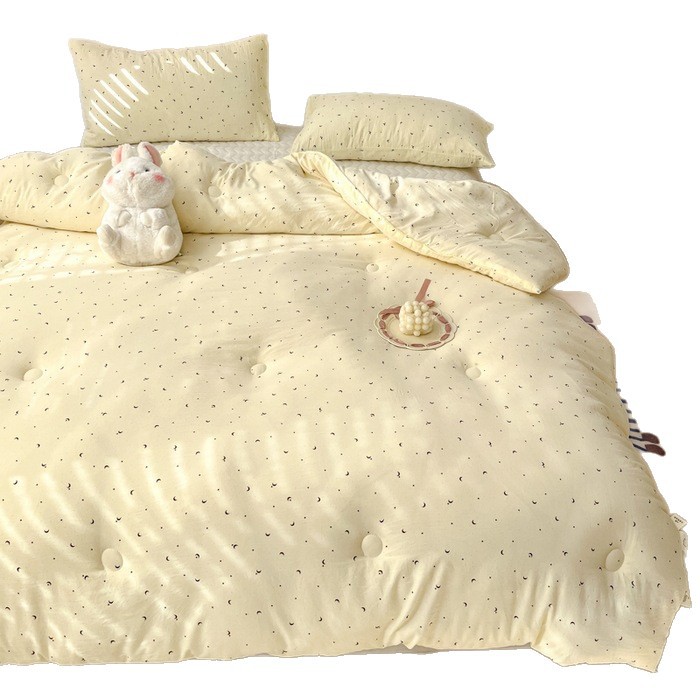 Cotton winter blanket filled with soy fiber