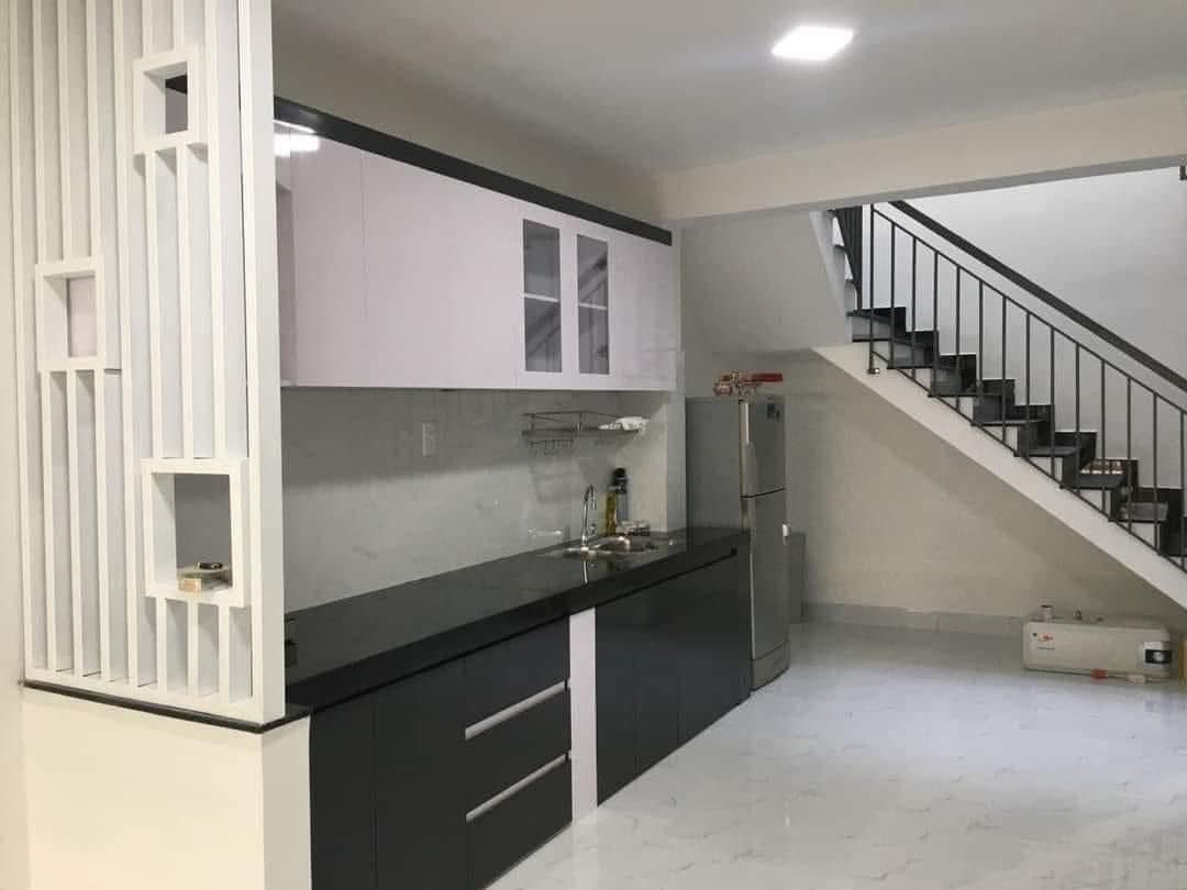 Cho thuê nhà gác đúc kiệt ô tô NGUYỄN PHƯỚC NGUYÊN 3