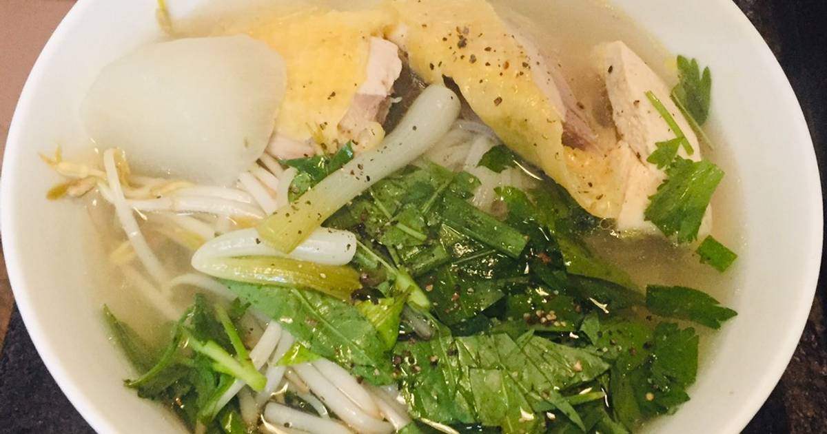 Hủ tiếu gà ta