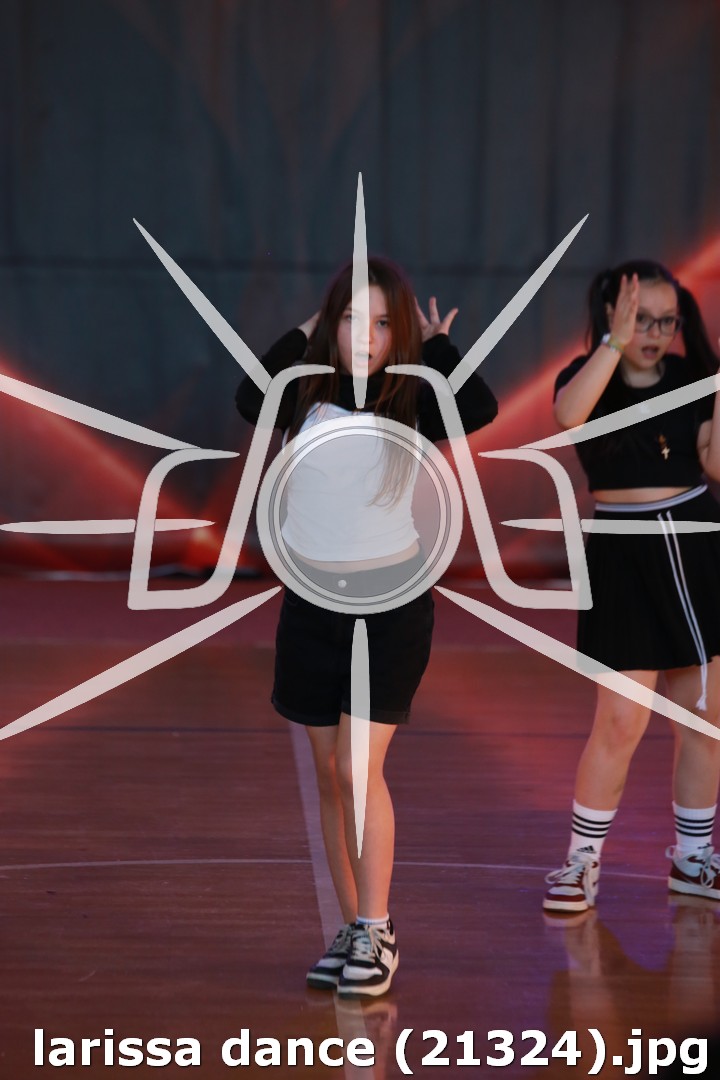 larissa dance (21324).jpg