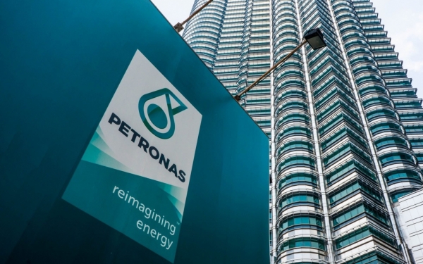 Chiến Lược Quản Lý Vốn và Ra Quyết Định Đầu Tư Tại PETRONAS