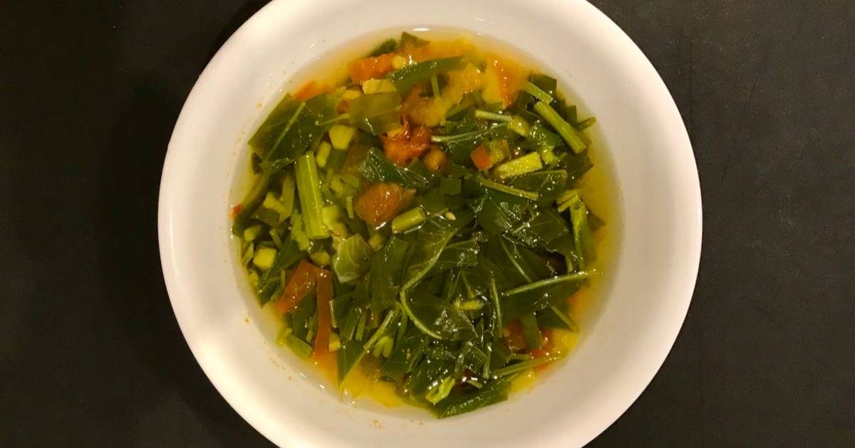 Canh rau muống
