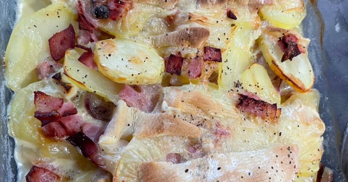 Khoai tây nướng thịt ham (Tartiflette)