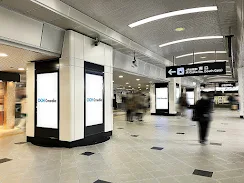 JR西日本　J・ADビジョンWEST　大阪駅　南口デジタルサイネージ