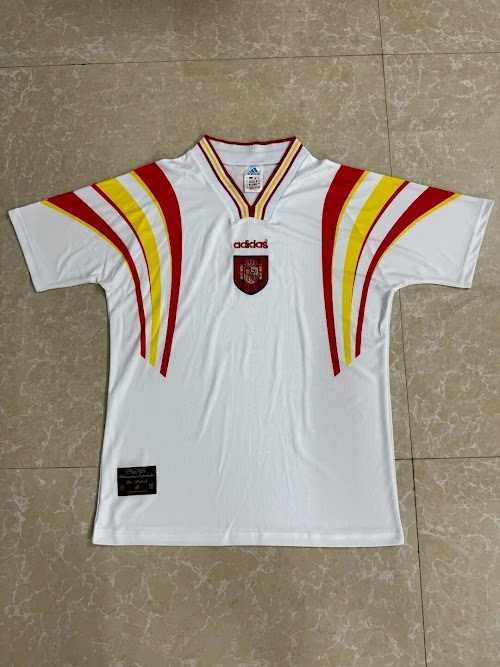 Equipación de visitante de España de 1996 (segunda versión).jpeg