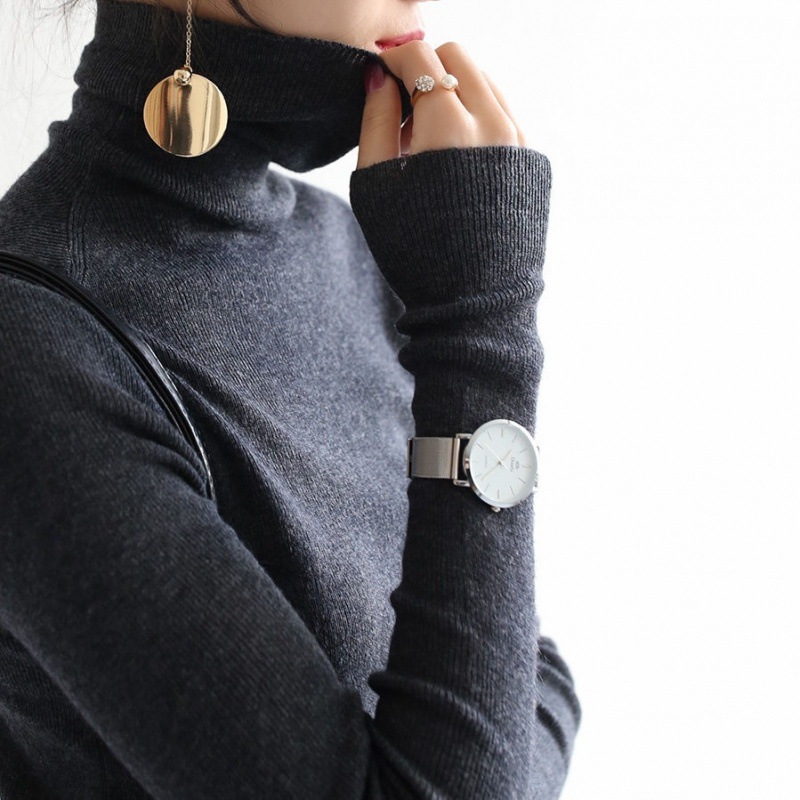 Eleganter Damen-Rollkragenpullover, schmal geschnitten