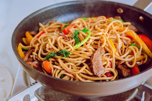 Mì Trứng Xào Bò