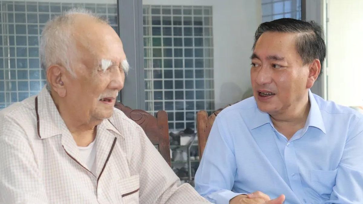 Đoàn đại biểu TPHCM thăm, tri ân gia đình chính sách, người có công - Báo Sài Gòn Giải Phóng