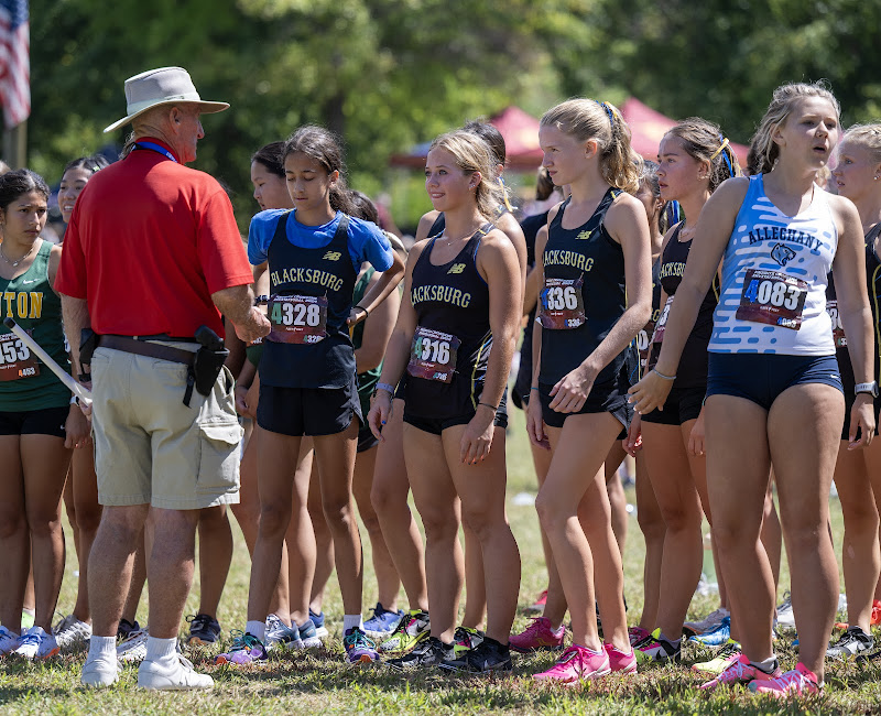 Photo from HS: Cross Country of Neda Jantzen