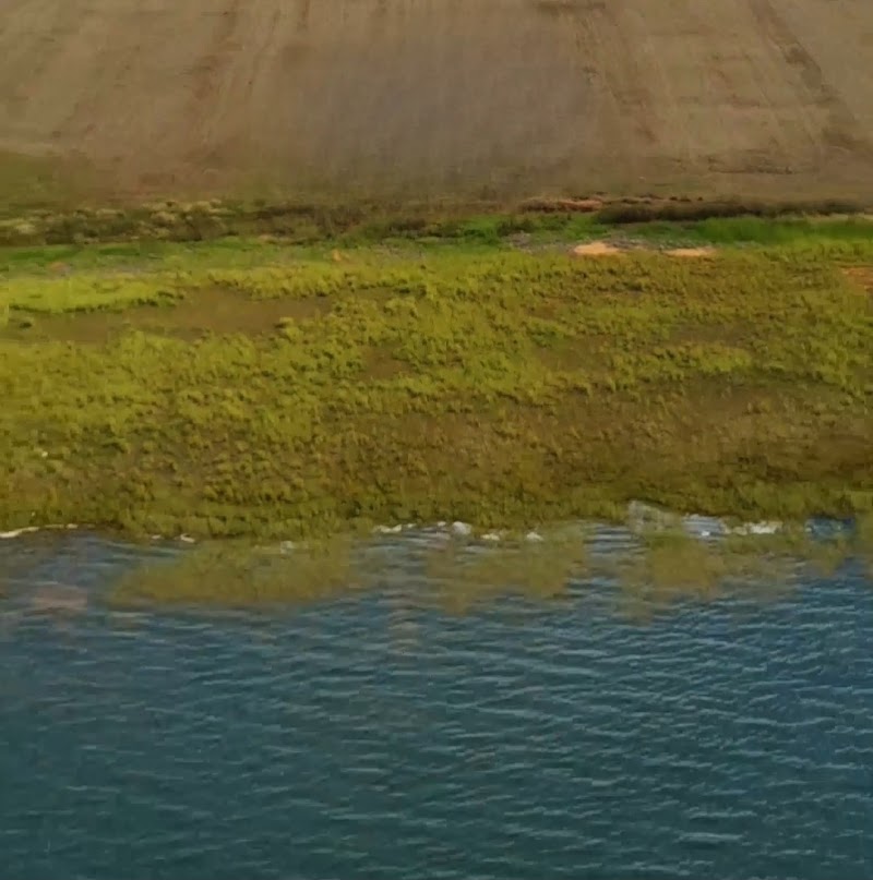 Foto 2 de Terreno pé na água à venda de 36.000m² no Riviera Norte em Arandu