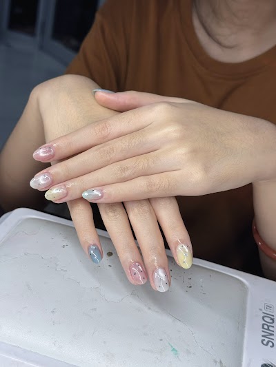Mẫu nail 350k